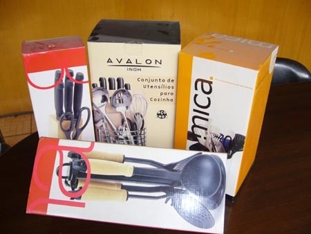 کیفیت  Customizable Rectangular Cardboard Express Shipping Box کارخانه